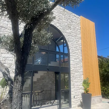 Ciftlique Alize Otel *