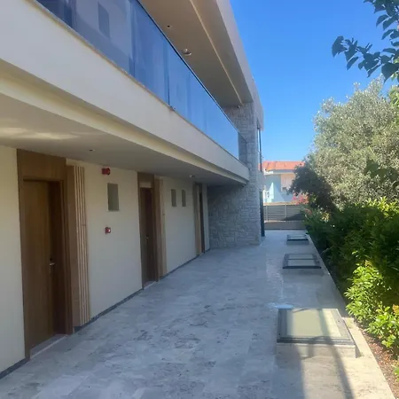Ciftlique Alize Otel Çeşme