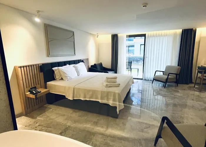 Ciftlique Alize 酒店 Çeşme